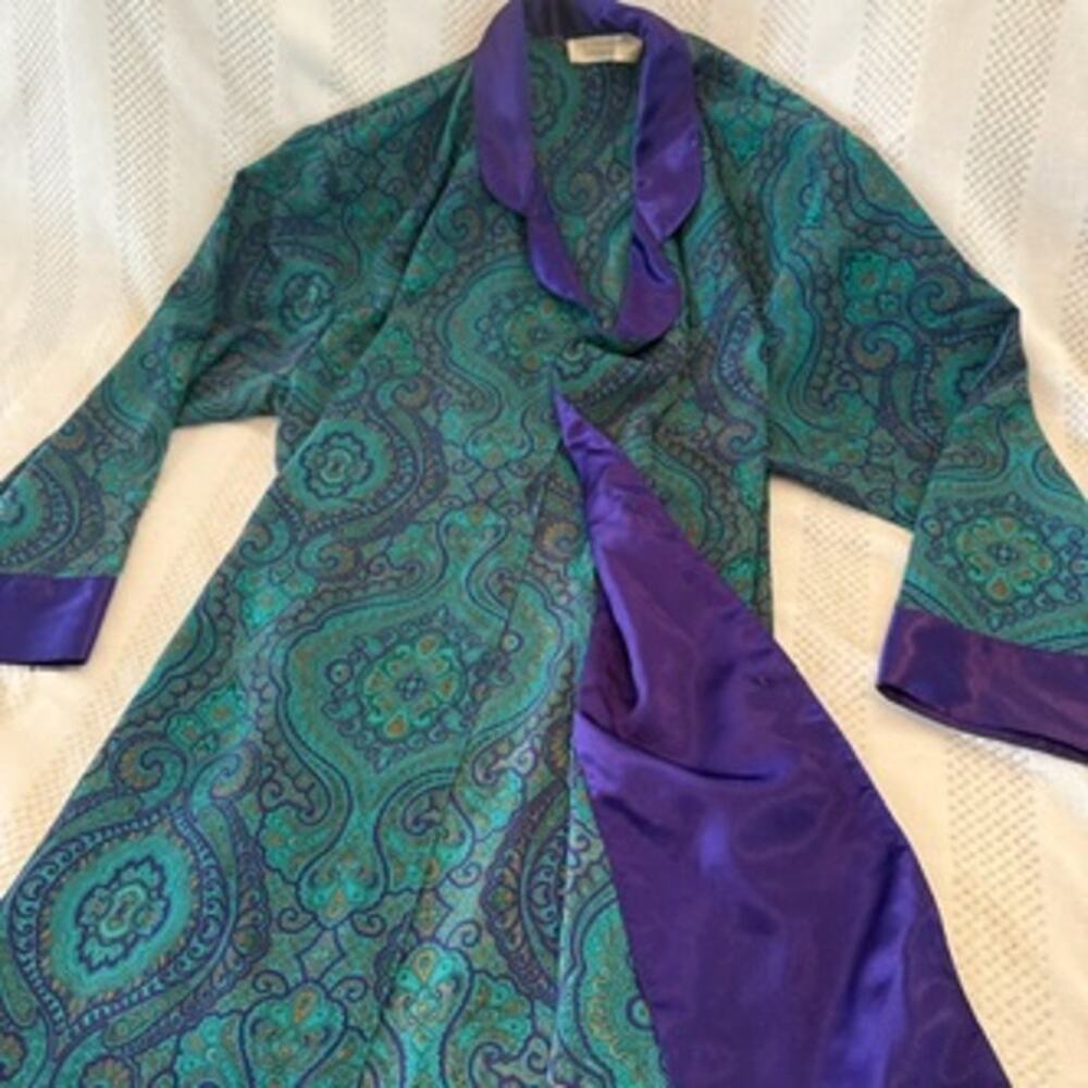 vintage victoria secret gold label satin paisley robe size medium M - Picture 2 of 4